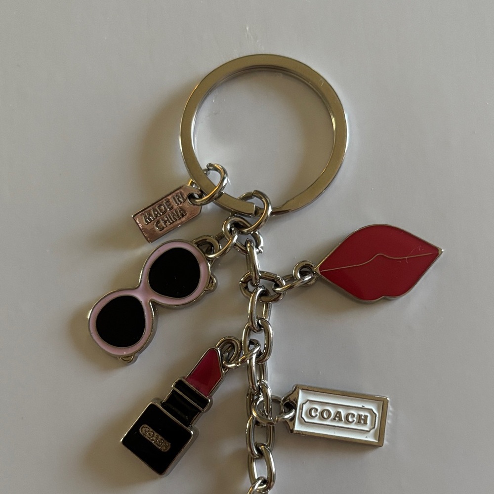 Coach Charm Keyring - Picture 6 of 7